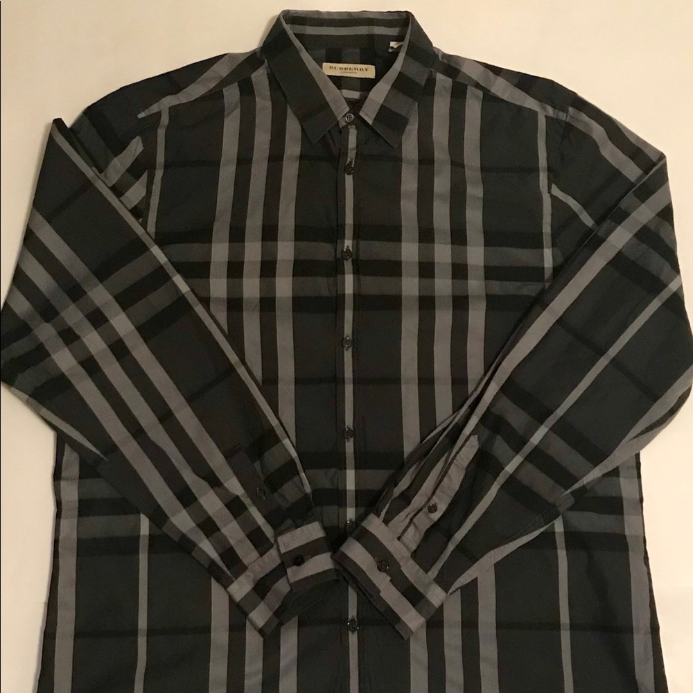 Burberry Button up